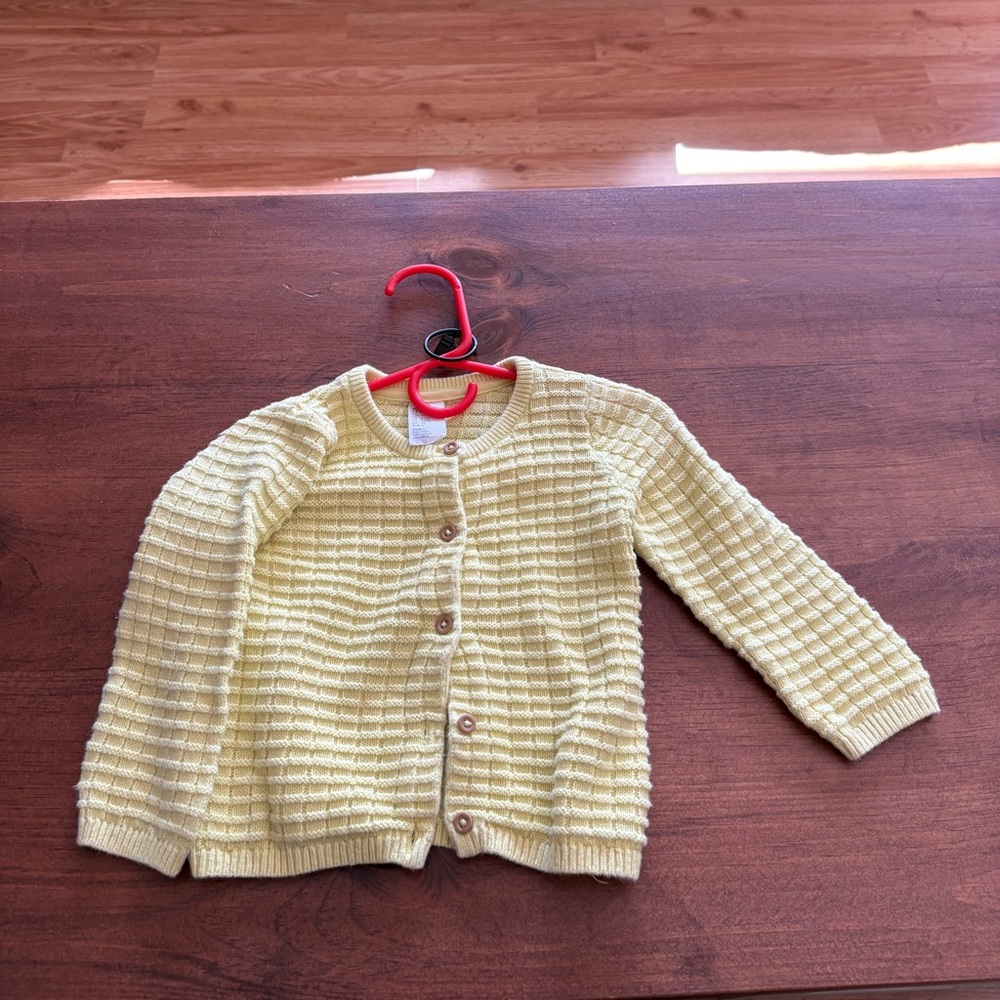 🩷6 for $20🩷 H&M Light Yellow Knit Cardigan